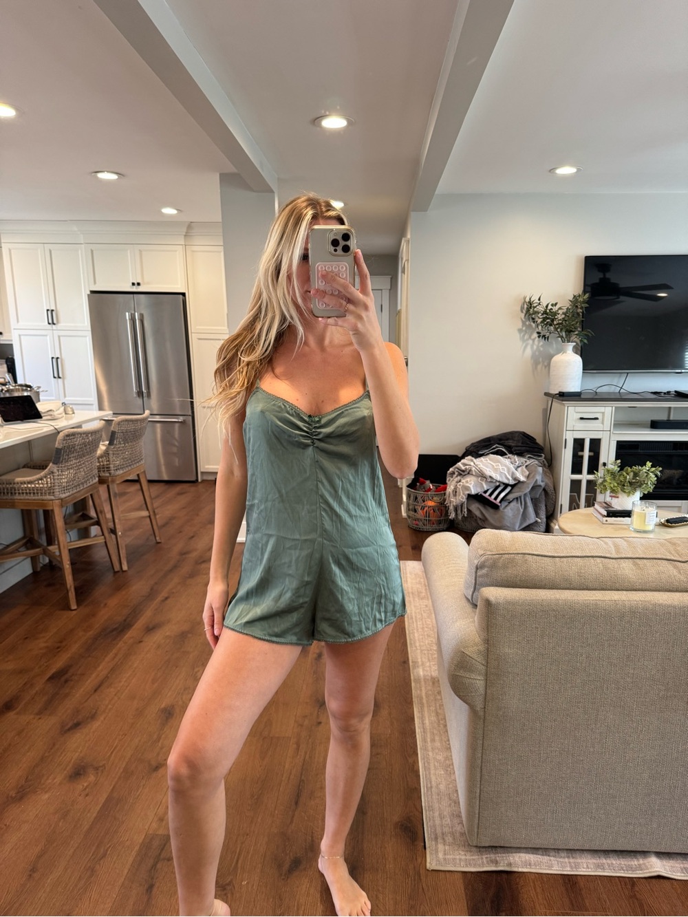 WEWOREWHAT Romper M